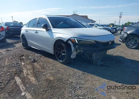 2024 Honda Civic Sport z USA, uszkodzony, nr VIN 19XFL2H83RE034865